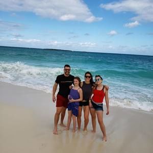 Meet your Posher, Alycia